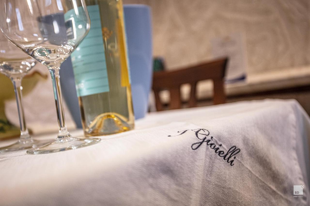 Готель Residenza I Gioielli Тропеа Екстер'єр фото